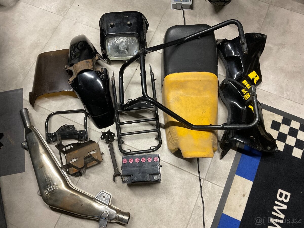 Ruzne dily demontovane z BMW R80GS