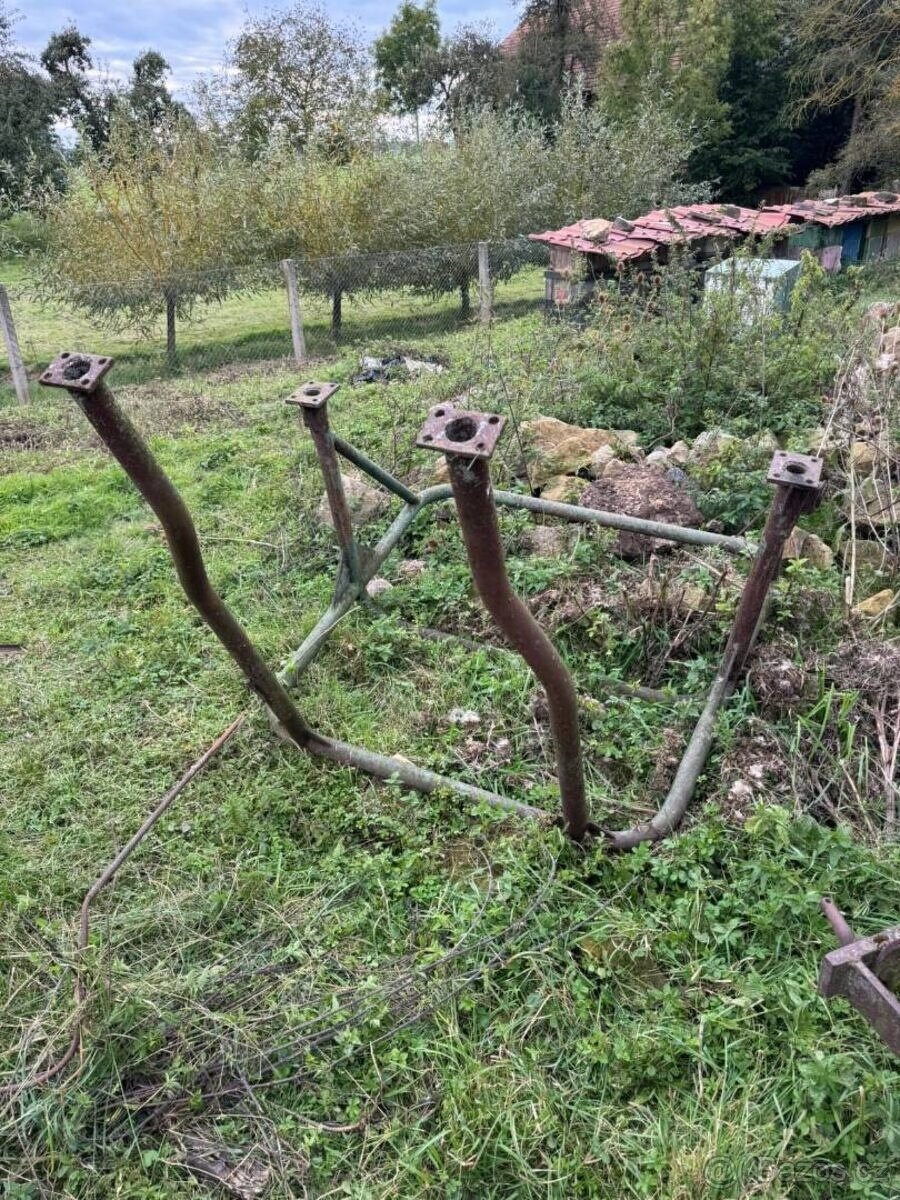 Zetor 50 super ochranný rám