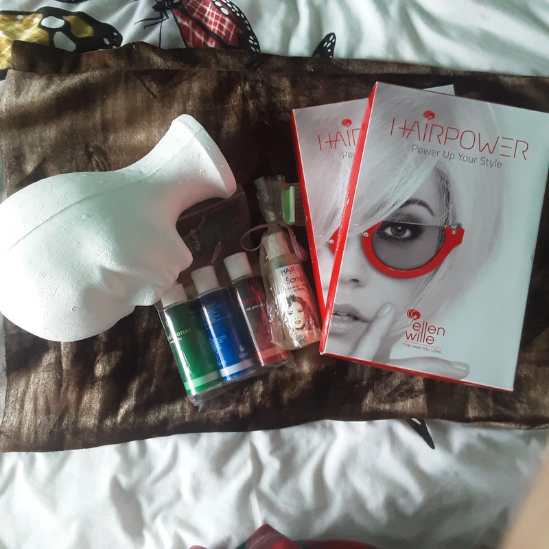 1ks.Dámská paruka Ellen Wille