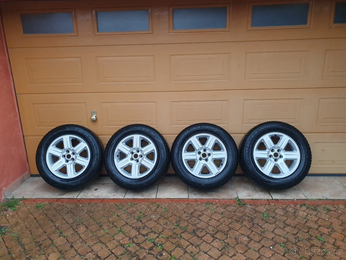 Originál Land Rover GoodYear sada 235/65 R17