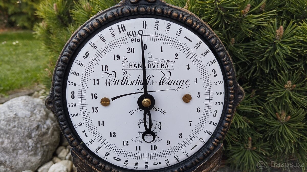 Krásné staré jednomiskové 10kg váhy s orlem po renovaci
