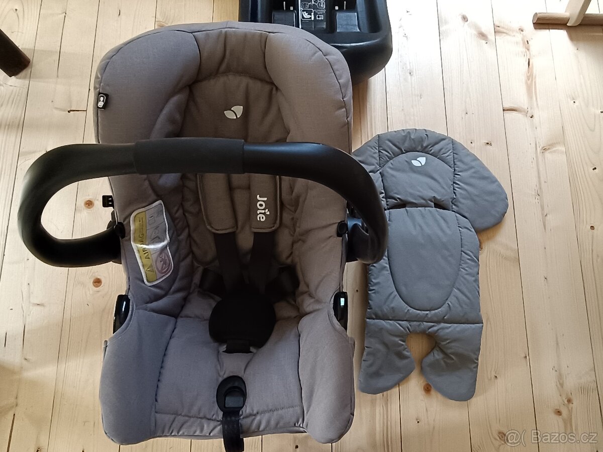 Dětská autosedačka Joie se základnou Isofix /upevnění pasem