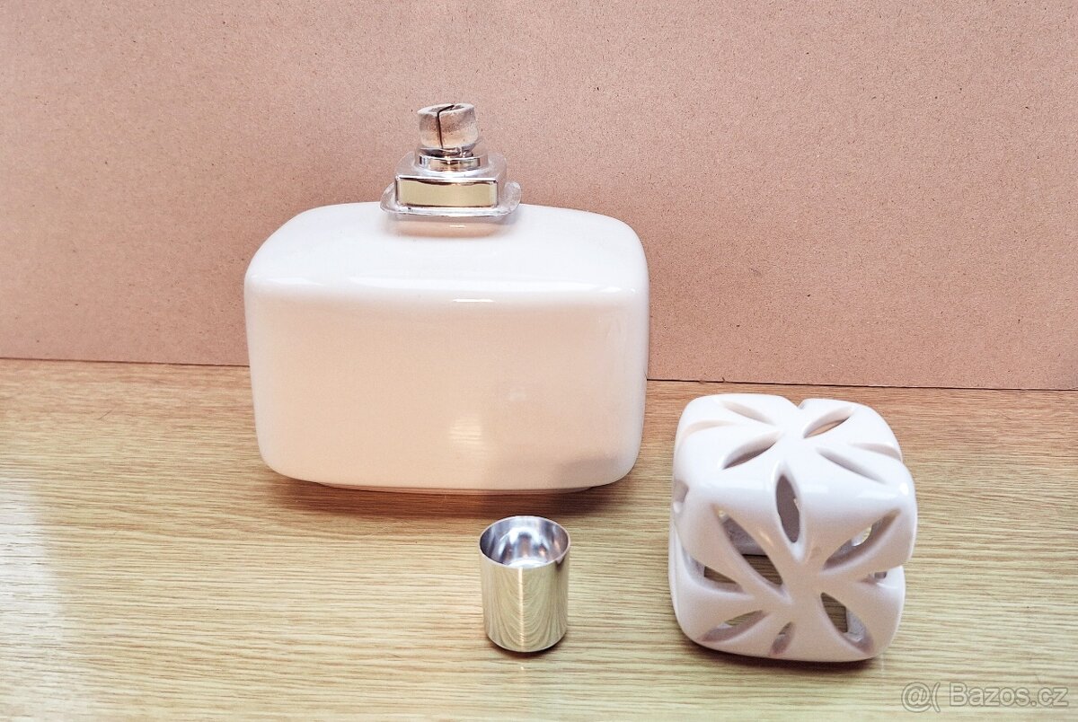 Elegantní keramická katalytická lampa – bílá, nepoškozená