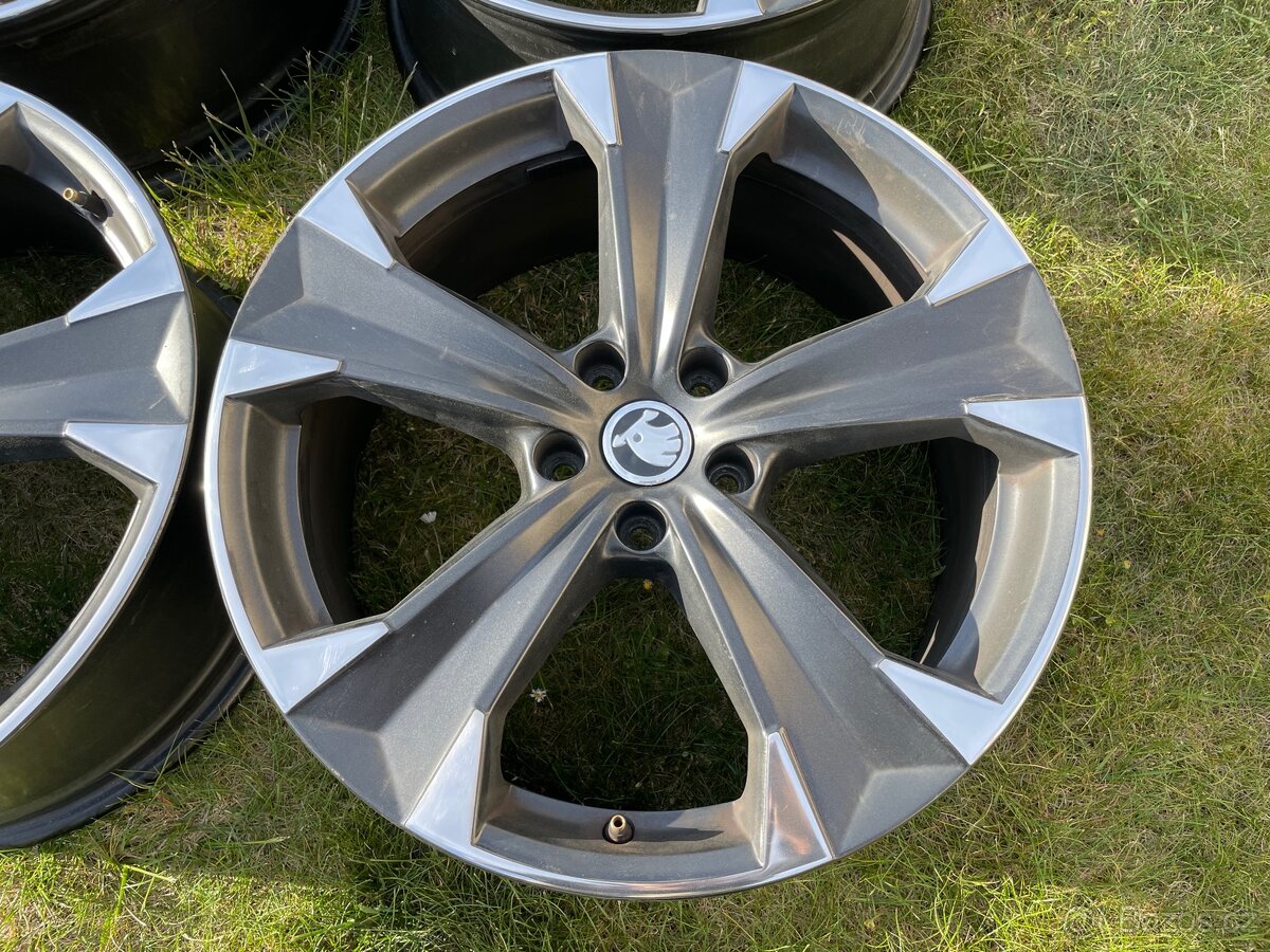 Original Seat alu kola r19