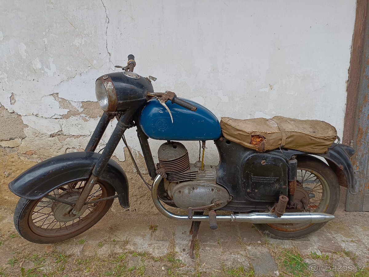 motocykl jawa čz kývačka 175 ccm typ 356 bez či s TP SPZ stk