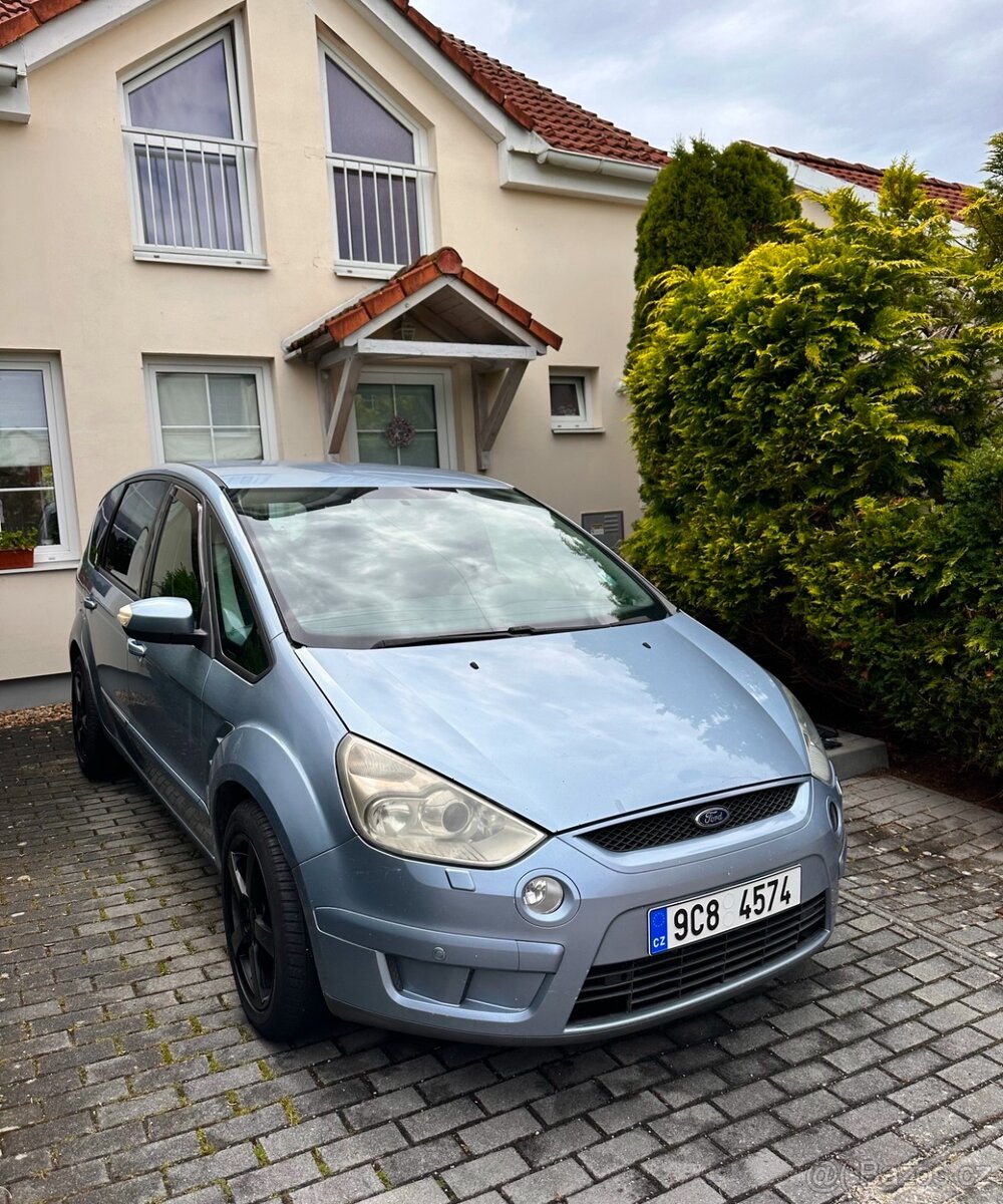 Prodám Ford S-Max 2.0 TDCI 103kw nepojízdný