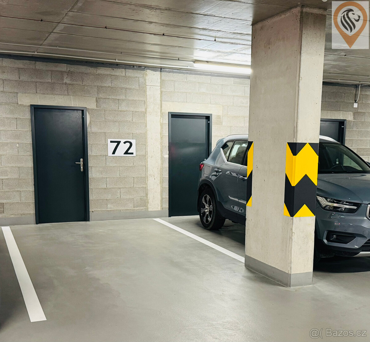 Pronájem garážového stání 15 m²