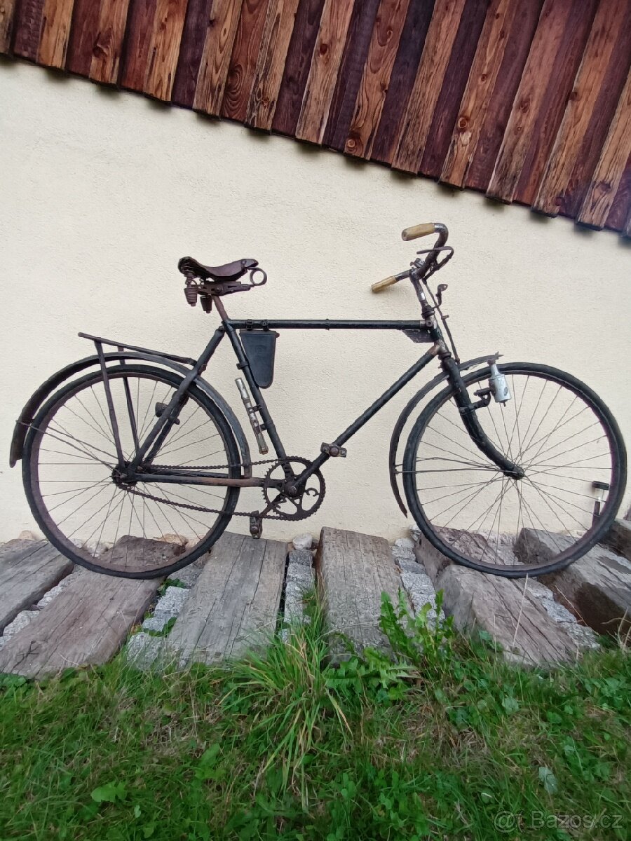 Historické praporkové kolo, ČZ zbrojovka Strakonice