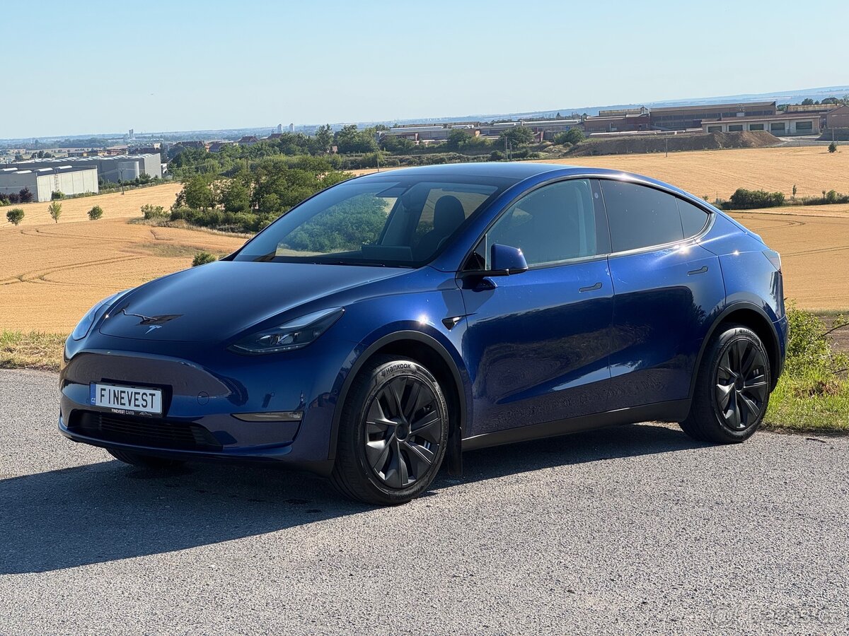 Tesla Model Y Long Range Tažné 29k km SoH 95%