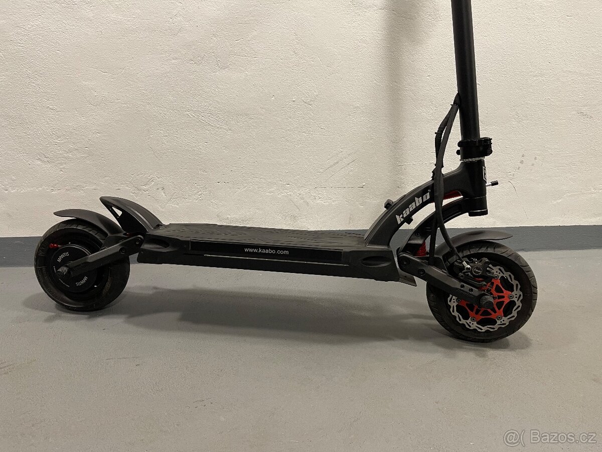 Prodám elektro koloběžku Kaabo Mantis 10   2x 1000w