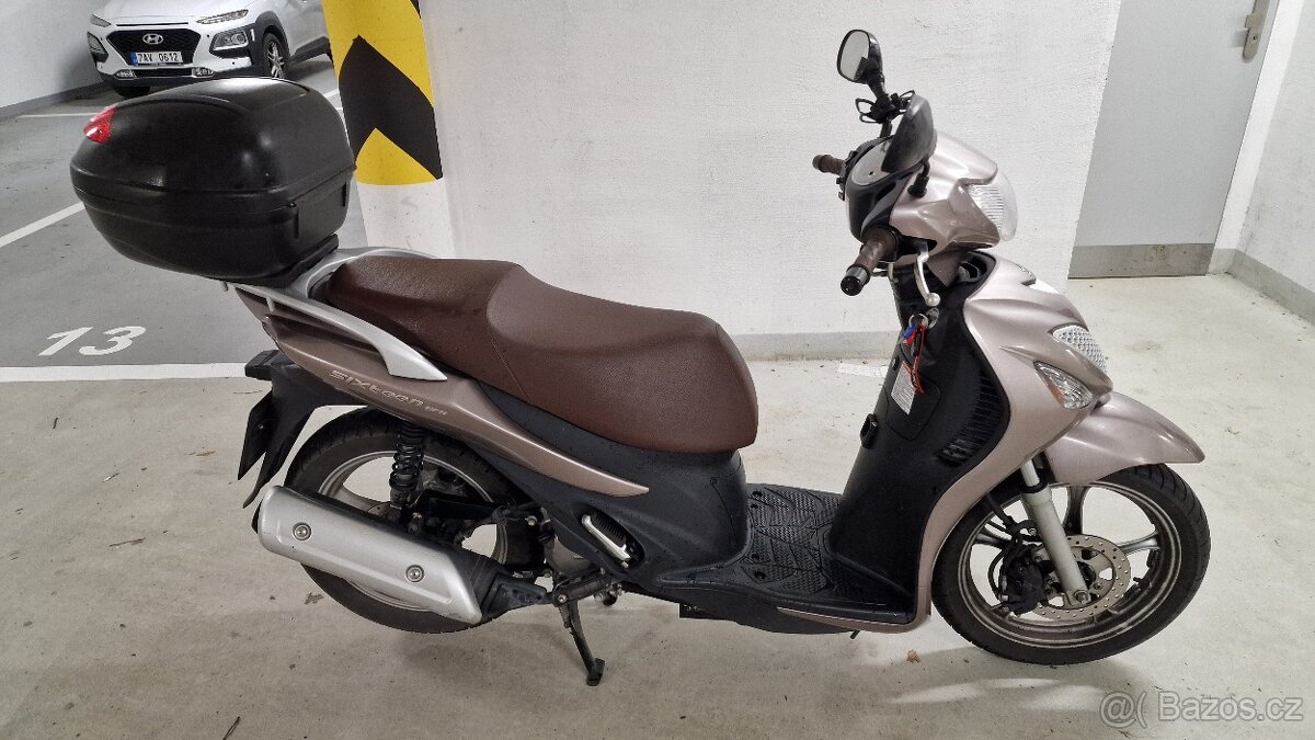 Suzuki Sixteen 125