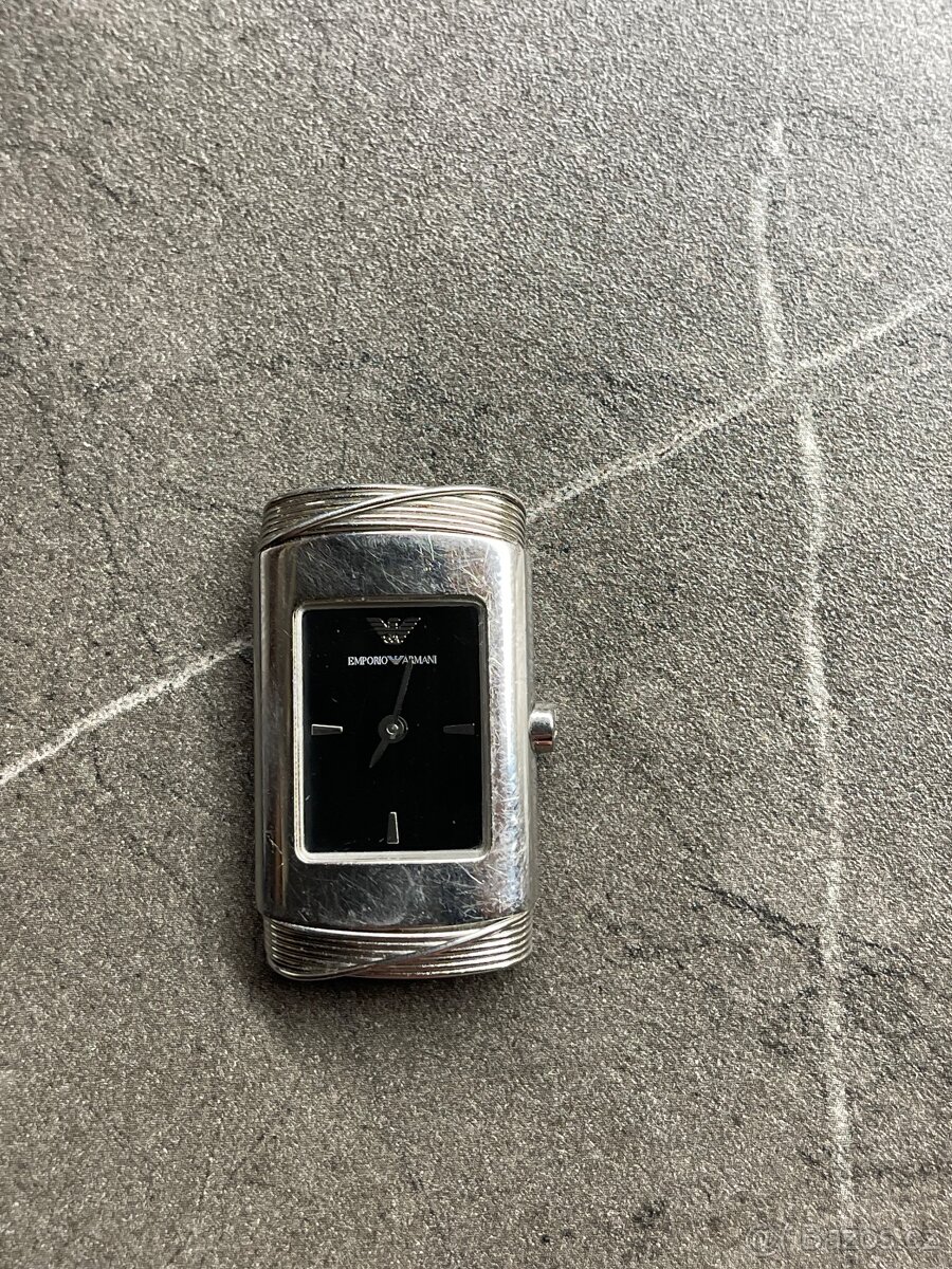 Hodinky Armani