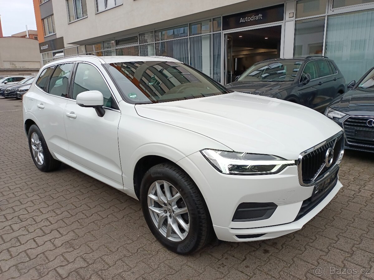 Volvo XC60 B4 AWD 2.0 145KW Momentum Virtu - záruka Autodraf