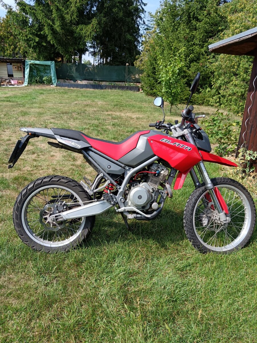 Cestovní enduro Blata 125