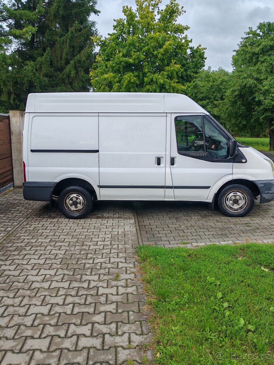 Ford Tranzit L1H2 r.v.2011