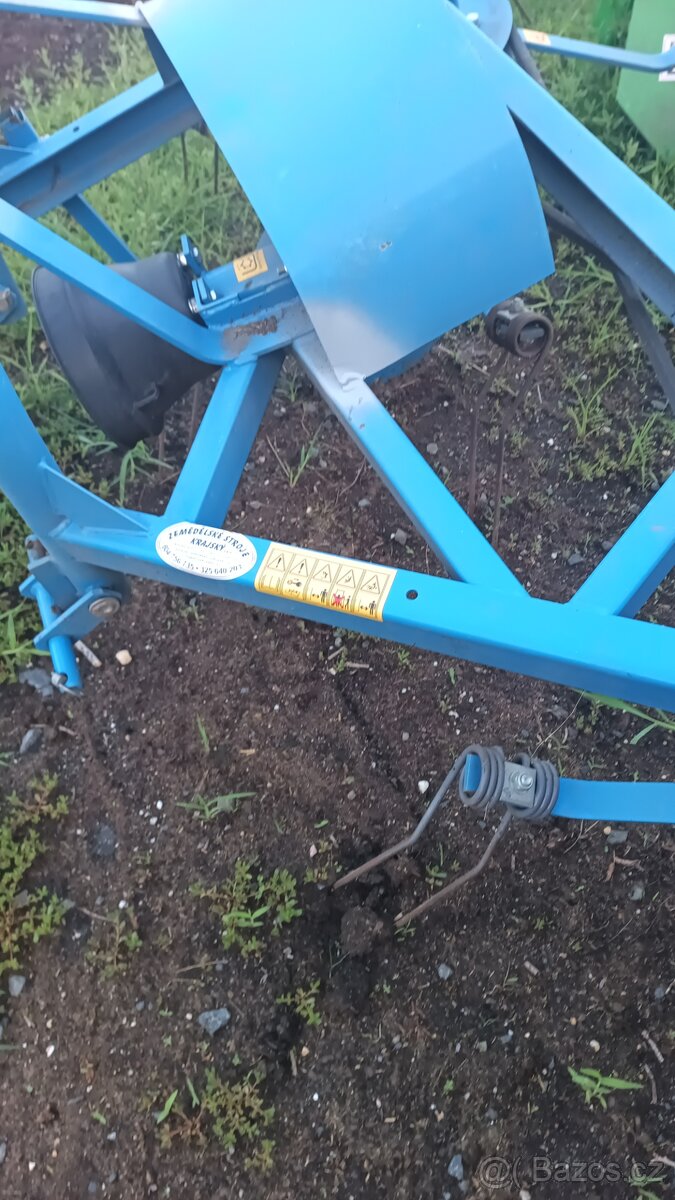 Sekačka a obracak