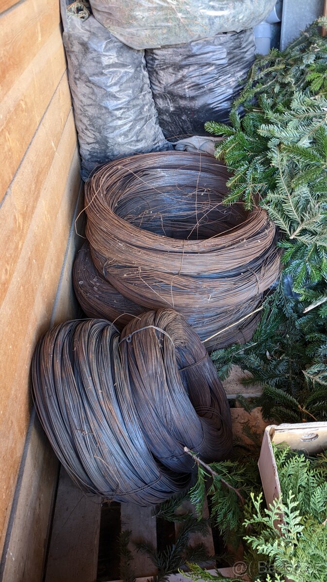 Ocelový drát vázací 2 a 3 mm