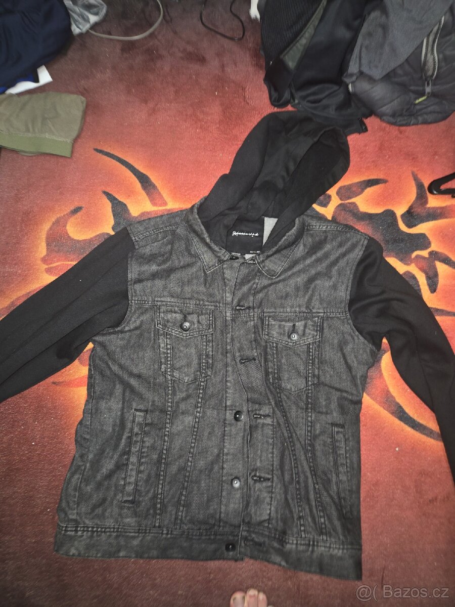 QUIKSILVER bunda vel . XL stav 8/10 , stav viz foto miry :