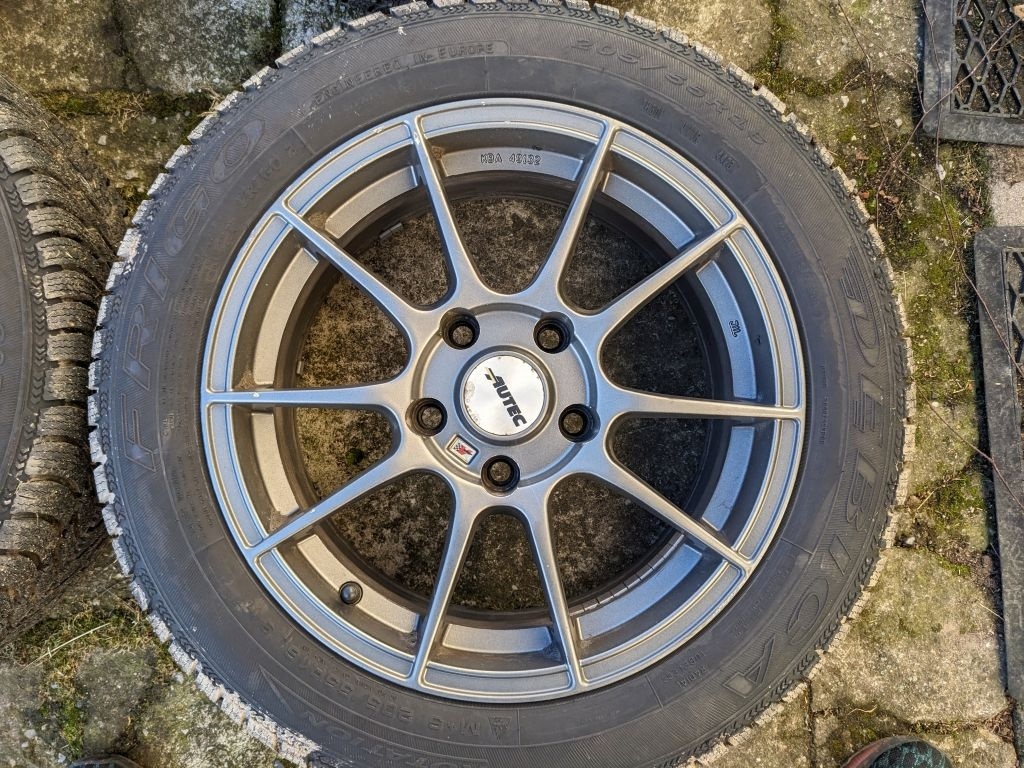 ALU kola AUTEC Wizard 5x120 16x7 zimní pneu 8mm