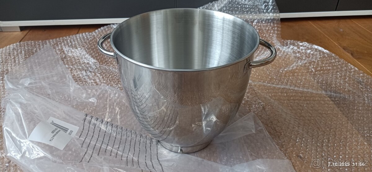 Příslušenství k robotu ETA/hnětací mísa