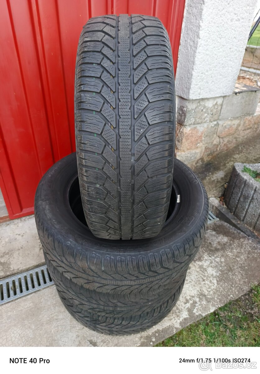 Pneu Semperito 205/60/16 zimní