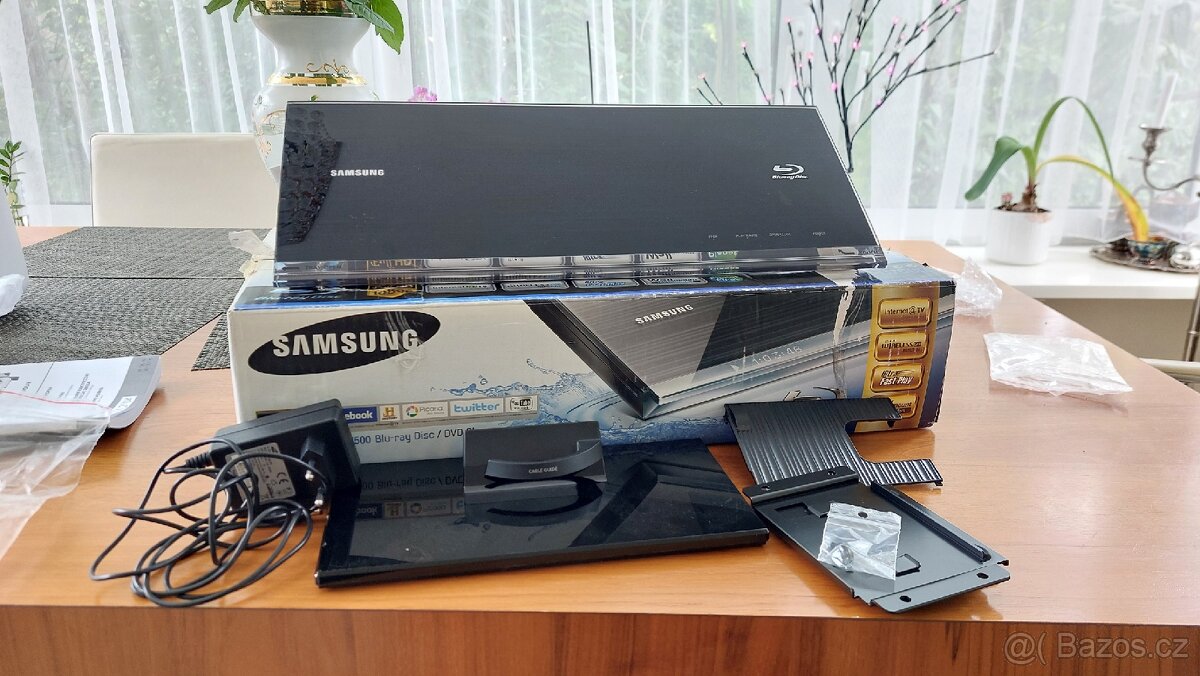 Samsung BD-C7500 Blu-ray/DVD přehrávač