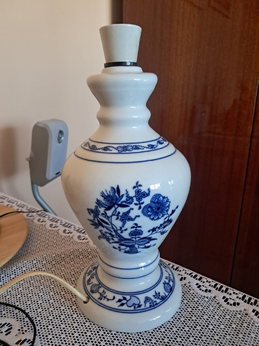 Lampa cibulák bez stínítka Dubí