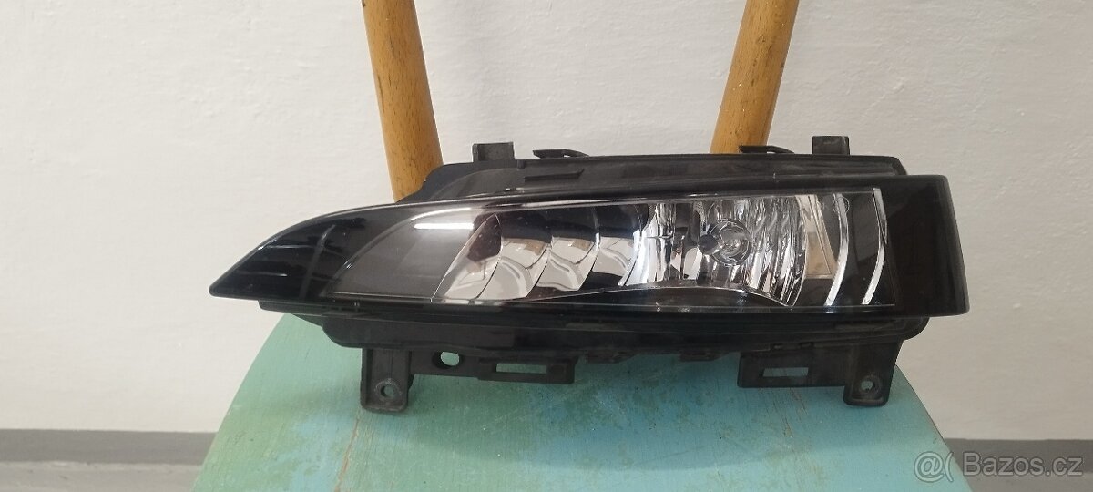 Mlhové světlo Škoda Scala