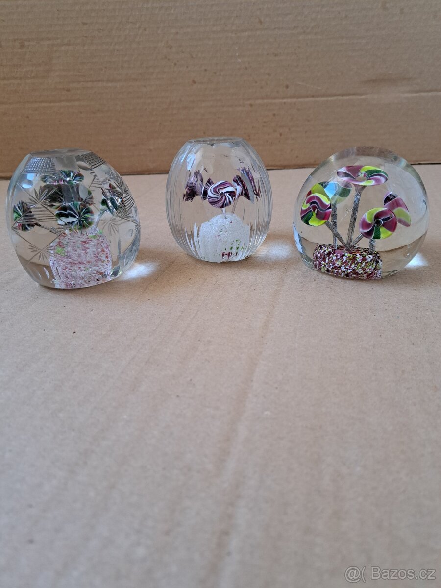 Sklenena,brousena tezitka