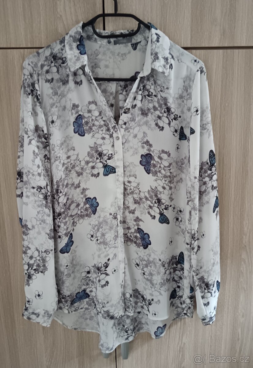 Krásná halenka vel. L/XL