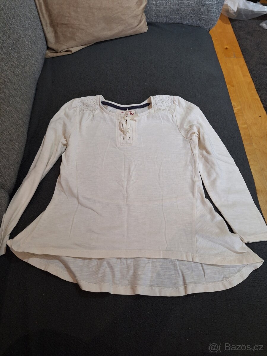 dívčí tričko zn. TU, vel. 8 let(128cm).