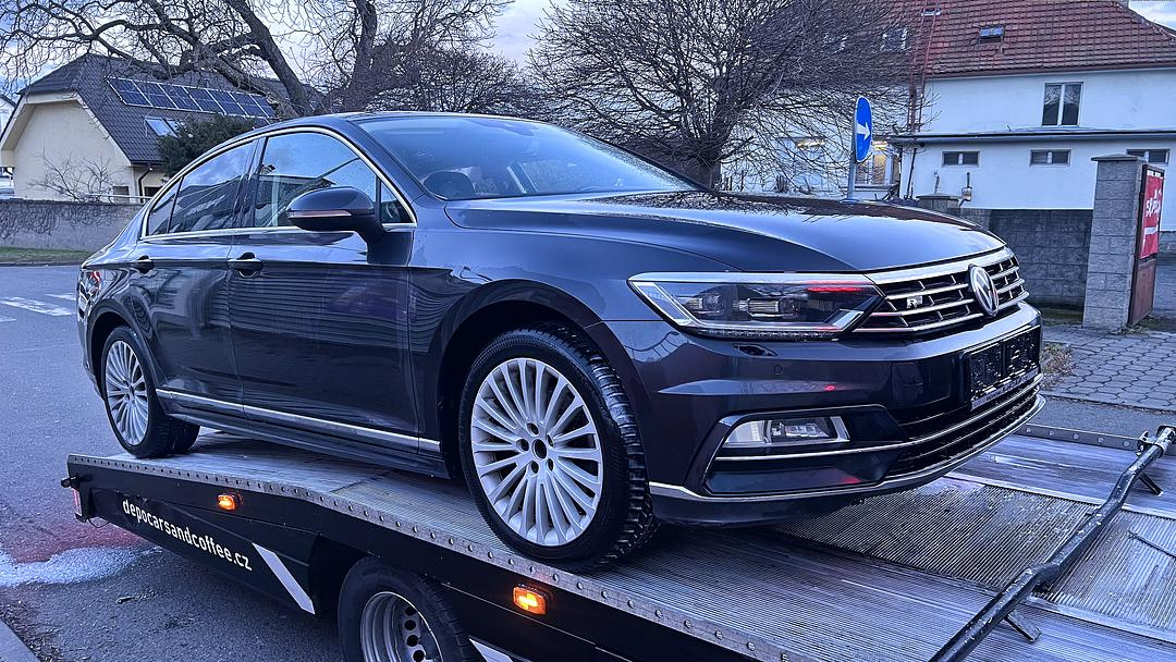 Vůz na díly VW Passat B8 sedan R-Line 2018 CJSA SSW LB7R