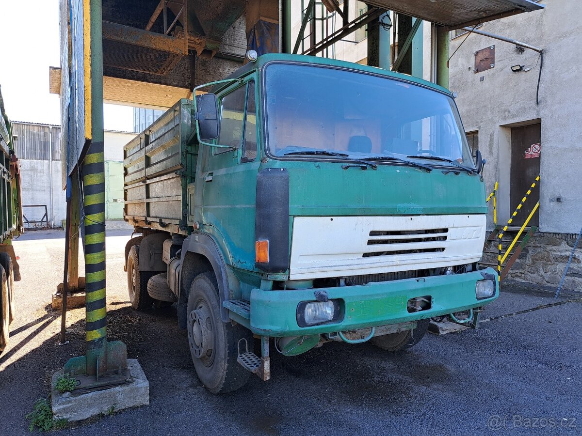 Sklápěč LIAZ 150.261