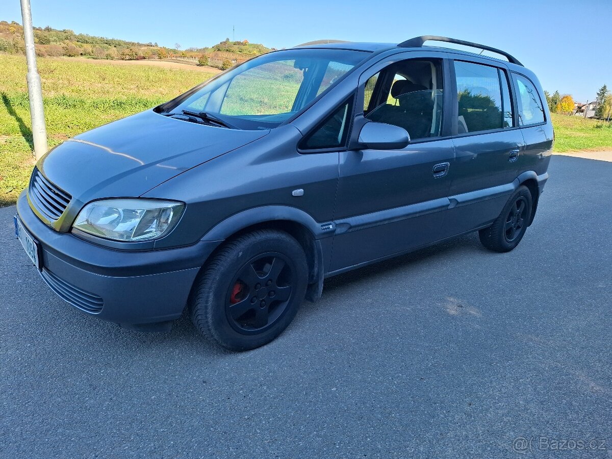 Opel Zafira 1.6i Klima Alu Model 2006.Nová Stk.,-.