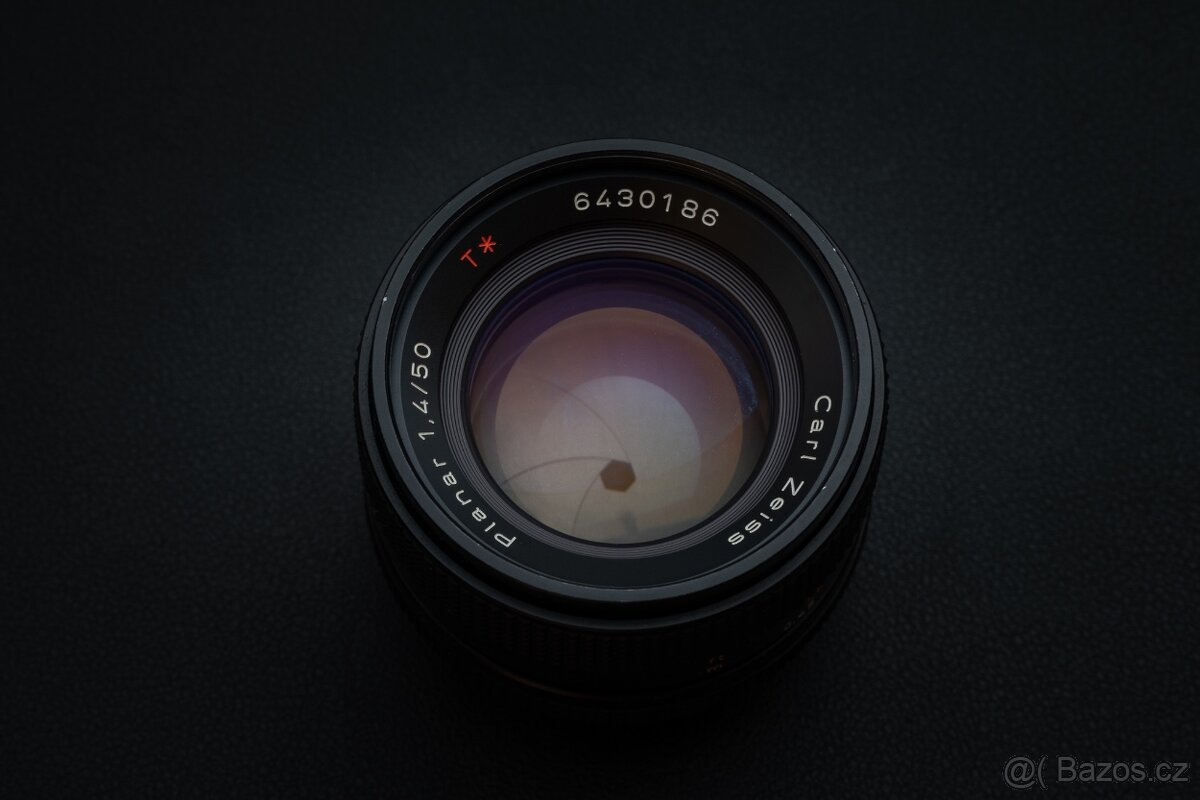 Carl Zeiss Planar 50/1.4 Contax/Yashica