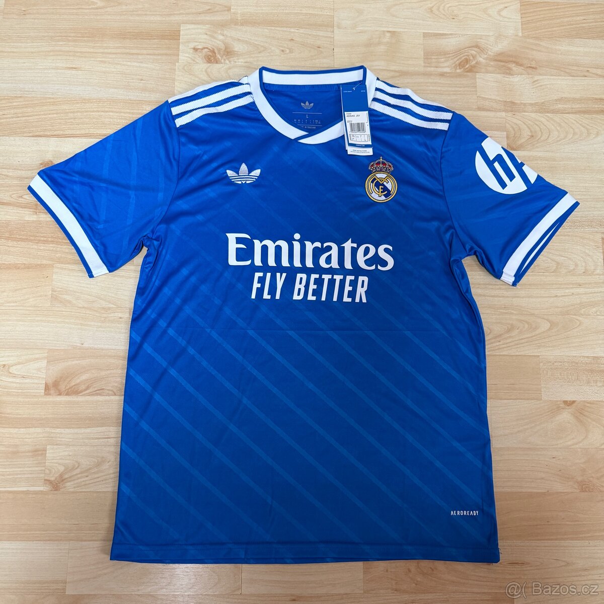 Nový dres FC REAL MADRID