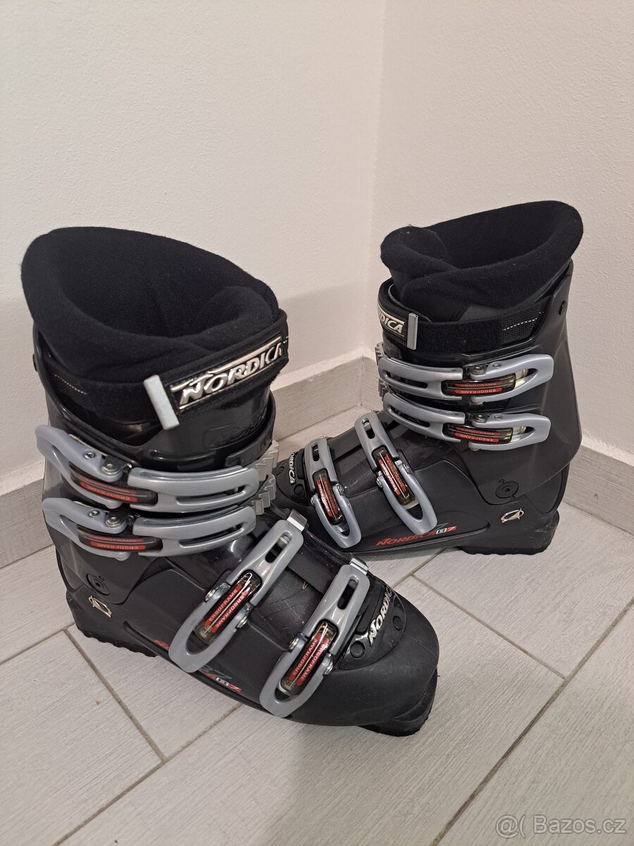 Lyžáky Nordica B7, 260-265