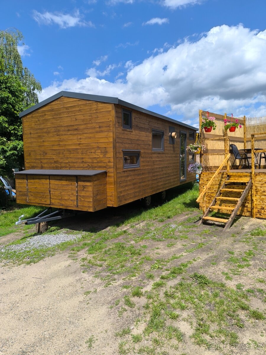 Maringotka 10