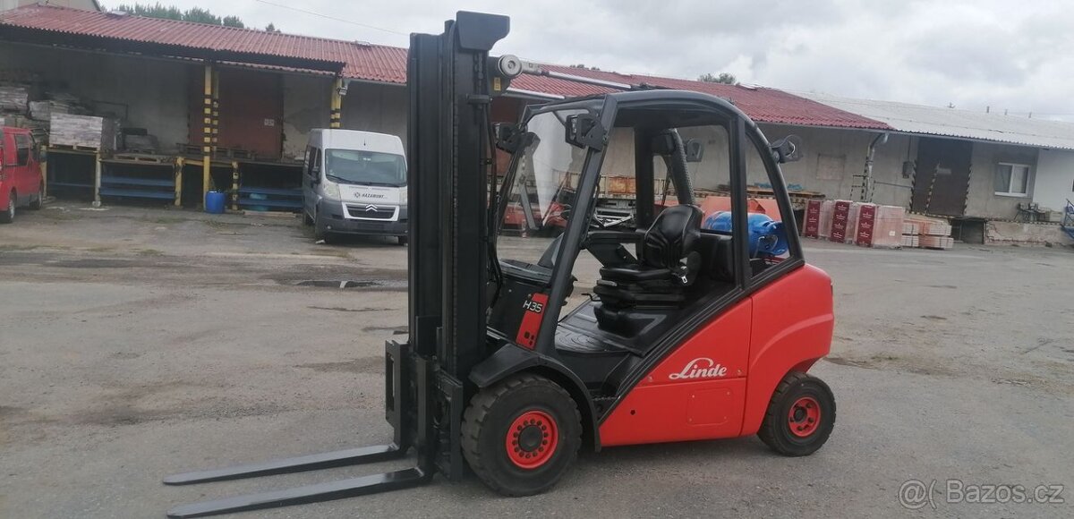 LINDE H35T boční posuv SLEVA
