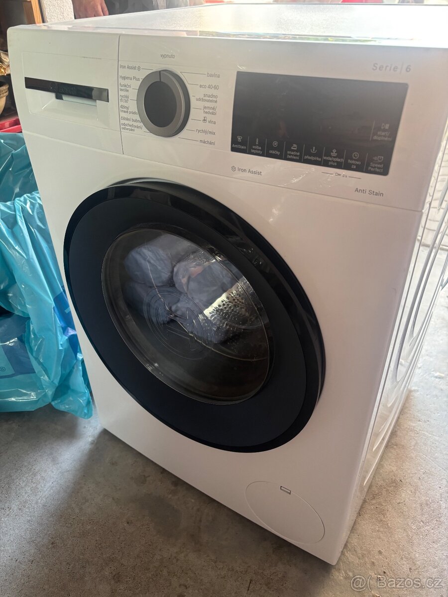 Pracka Bosch serie 6 WGG244Z5CS