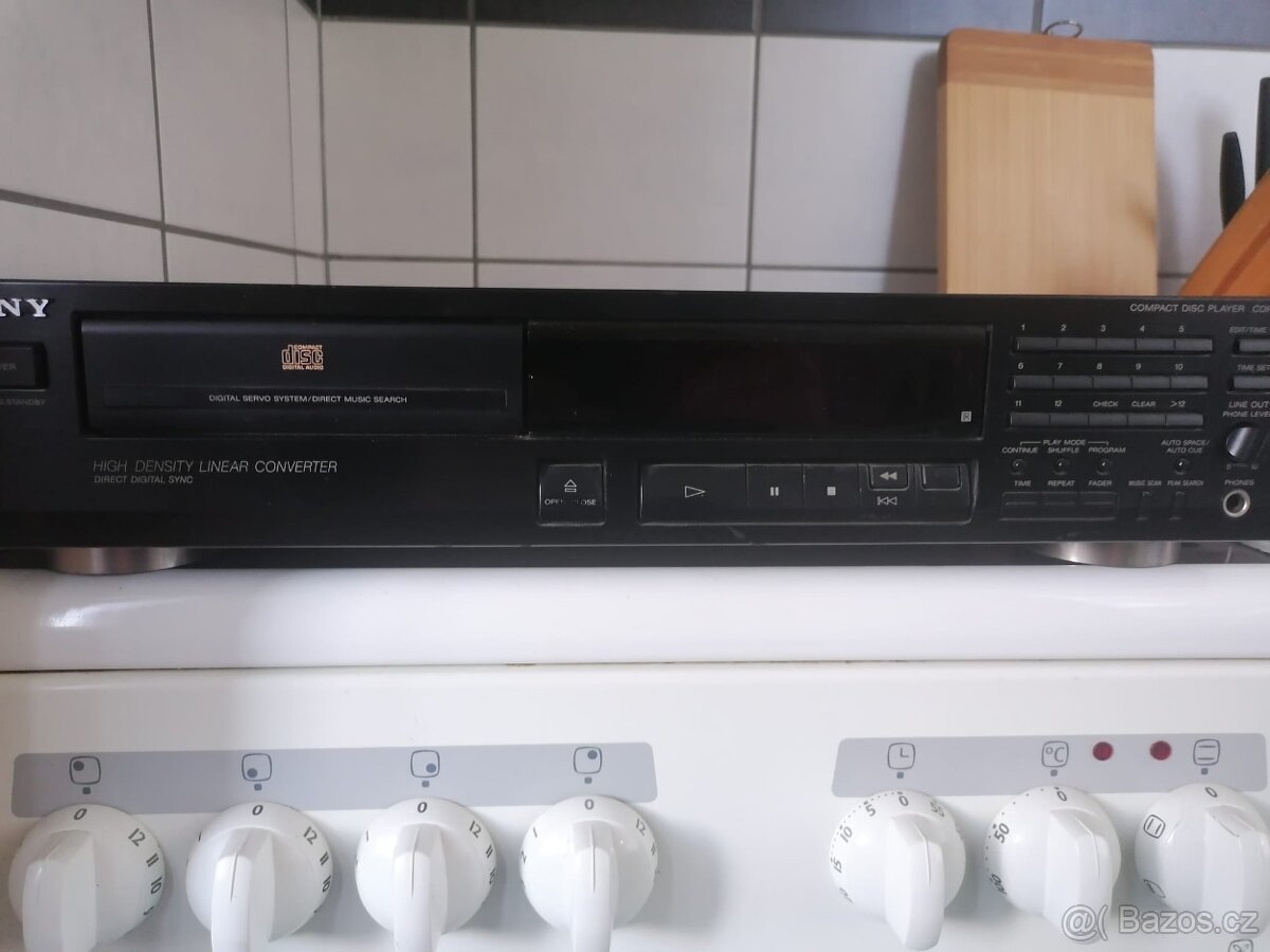 CD přehrávač Sony CDP497