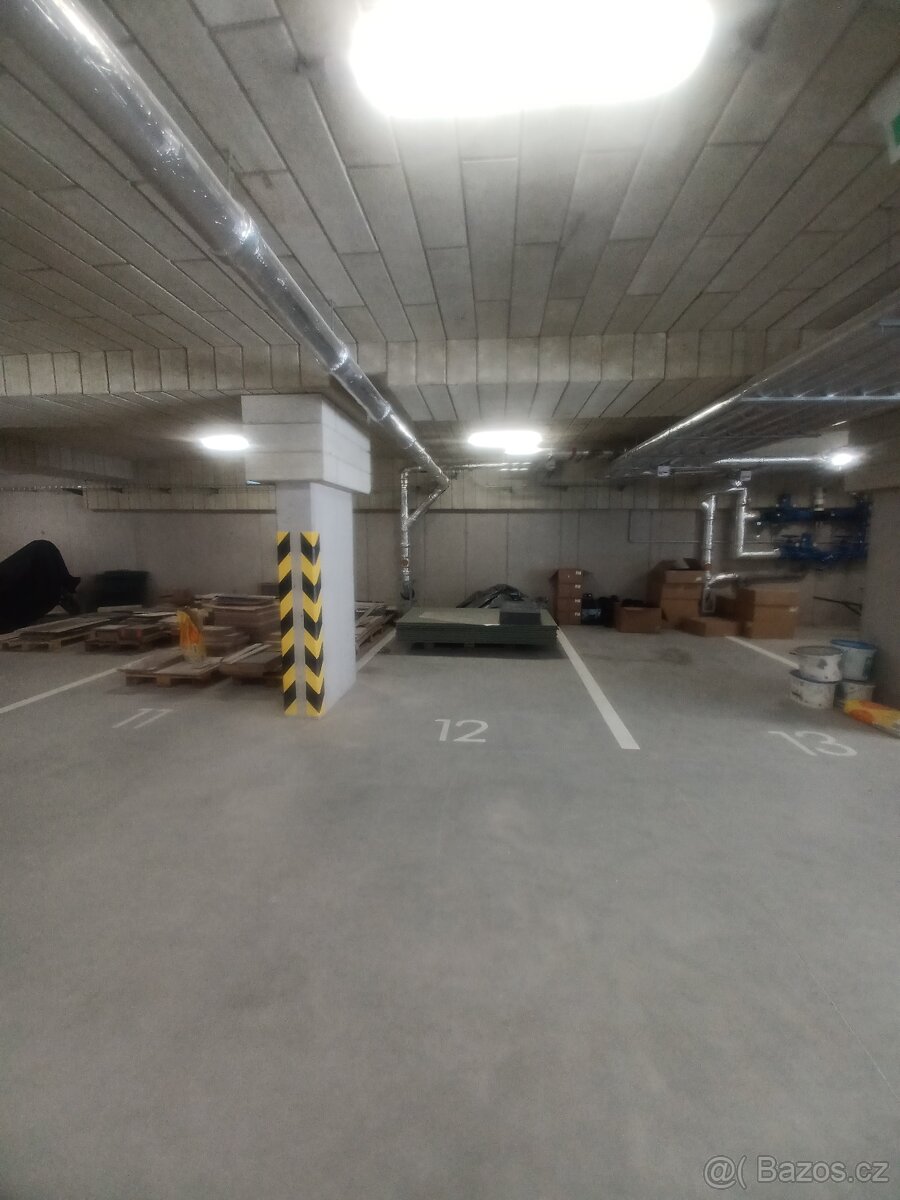 pronájem parkovacího místa