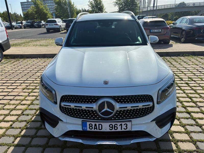 Mercedes-Benz GLB 220d 4MATIC
