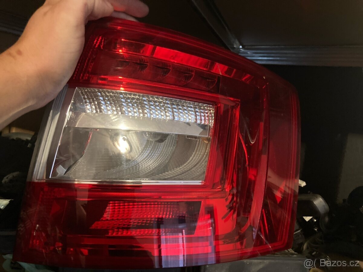 Zadní světla Škoda Octavia 3