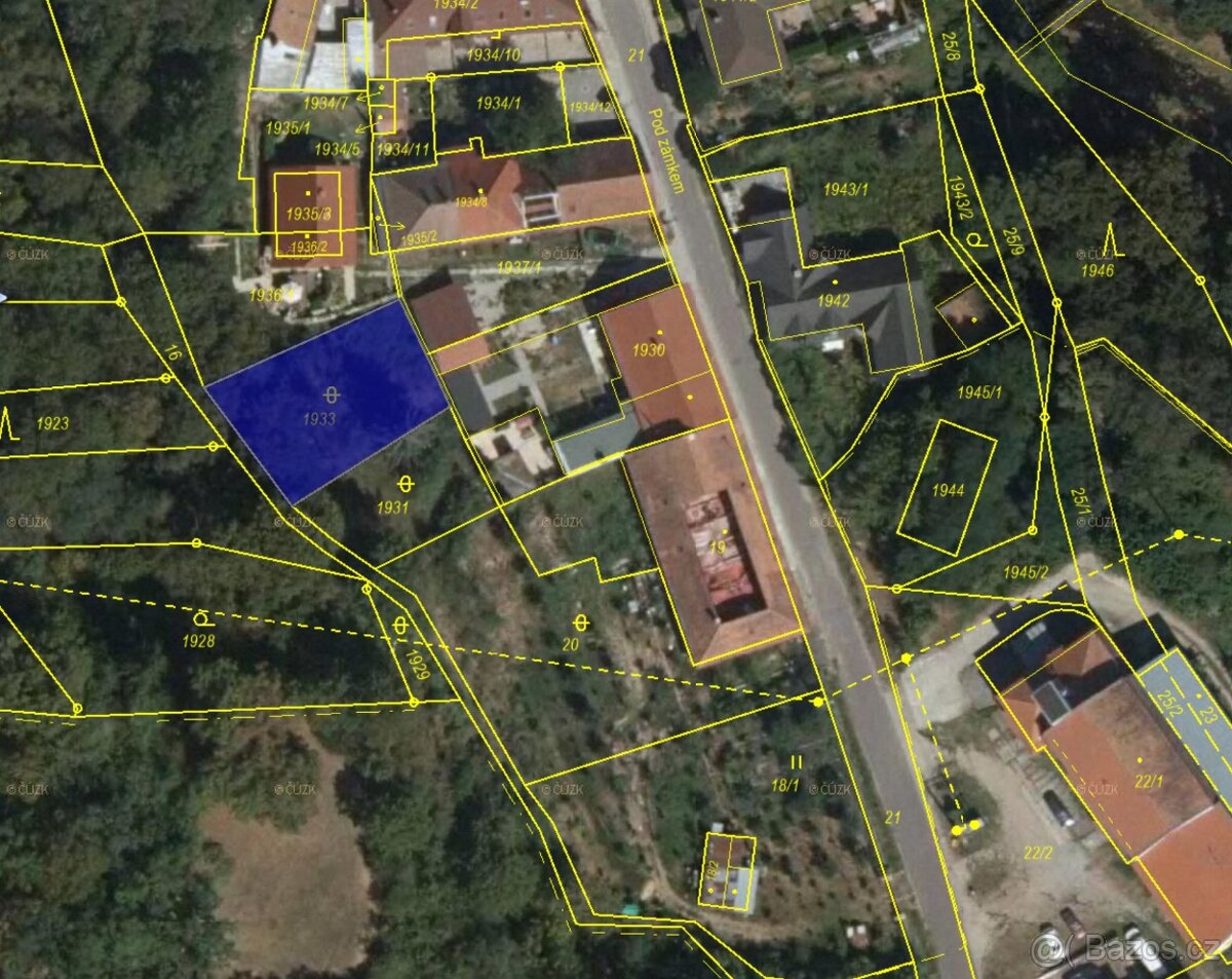 Moravský Krumlov stavební pozemek 425 m2