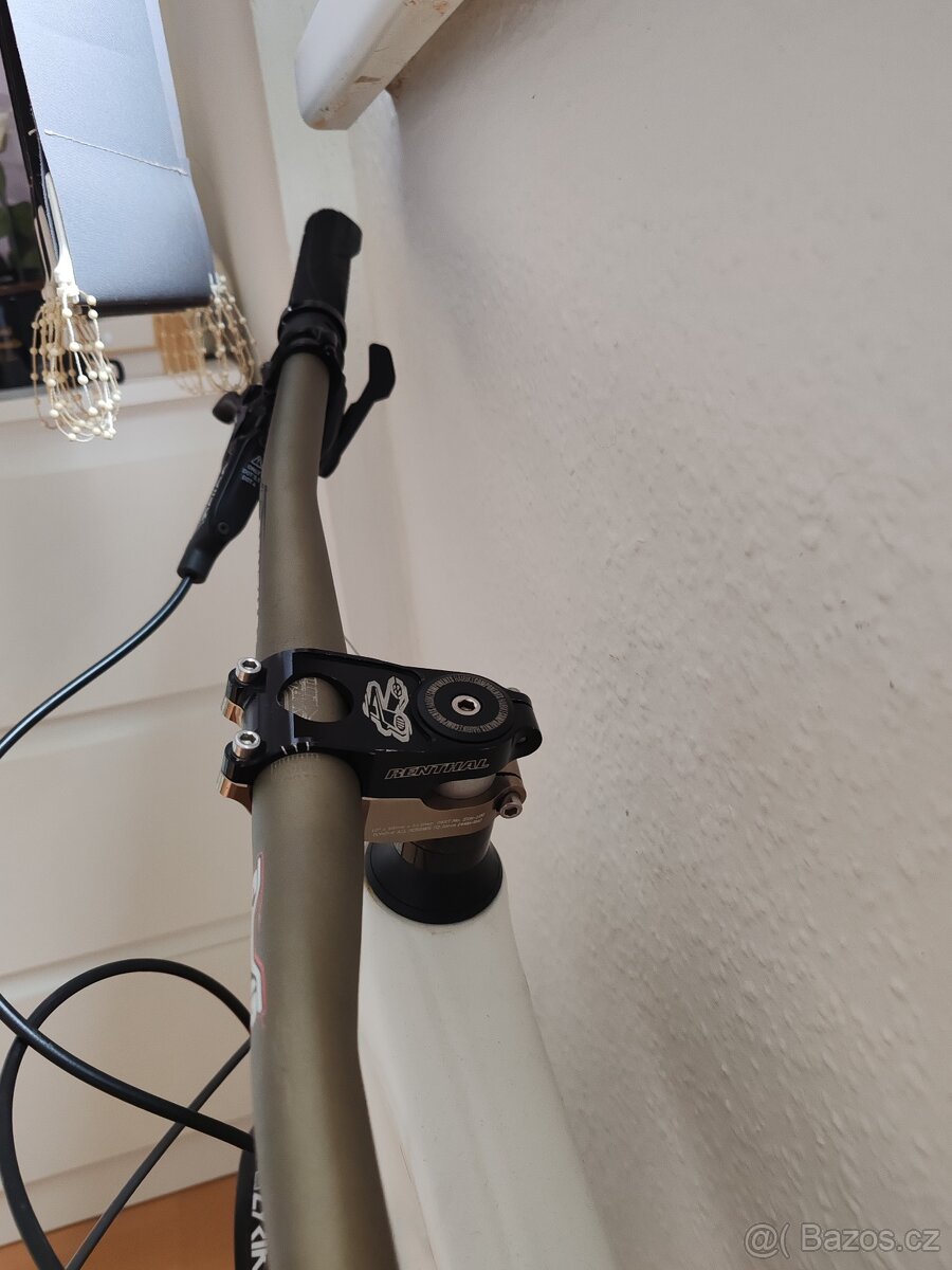 Řidítka představec renthal fatbar
