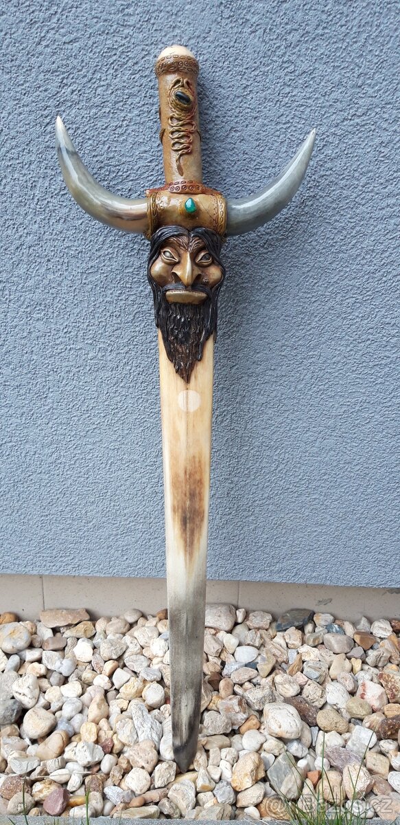 Zdobený meč