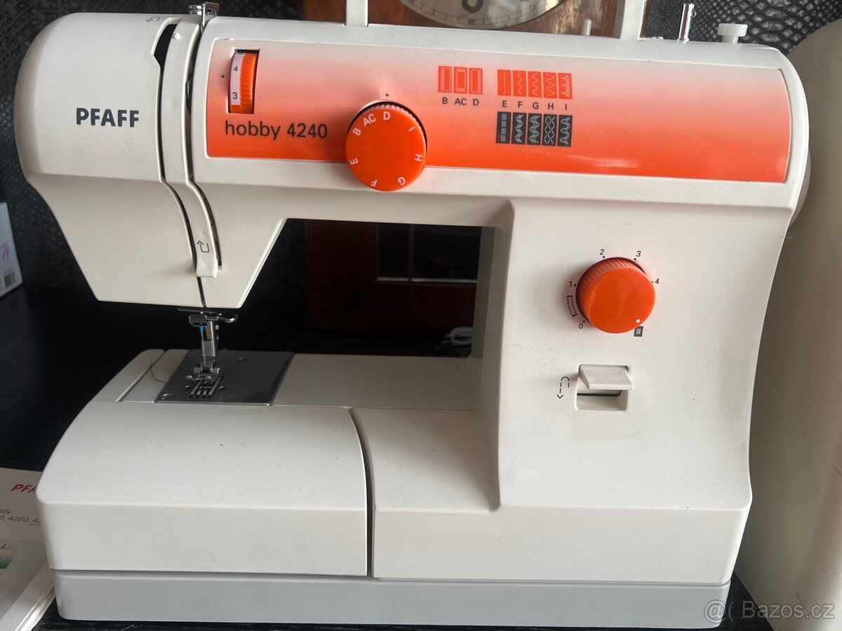 Kufříkový šicí stroj PFAFF hobby 4240
