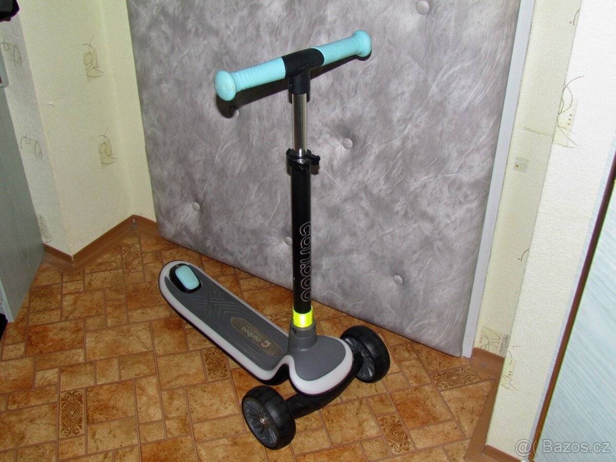Dětská koloběžka CARIBOO LED SCOOTERS