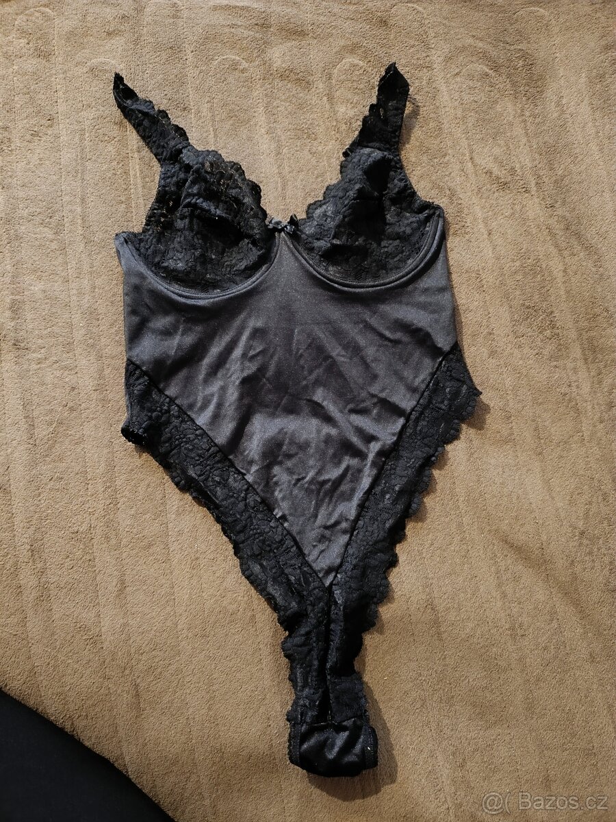 Dámské body černé